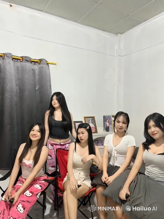 Women Displaying Martial Arts Mastery in Energetic Session – AI Generated Video | Hailuo AI