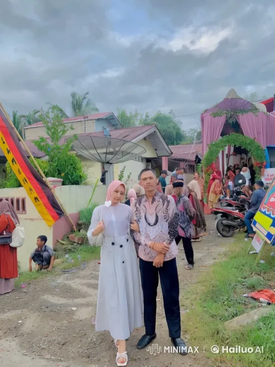Kung Fu Fighters Showcase Skills at Festive Outdoor Event – AI Generated Video | Hailuo AI