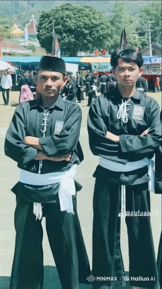 Traditional Kungfu Artists Demonstrate Skills in Public – AI Generated Video | Hailuo AI