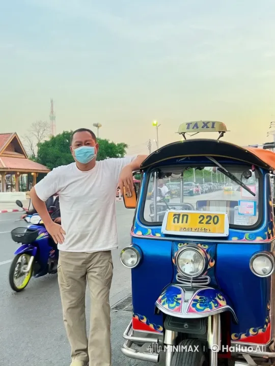 Man Performs Kungfu by Colorful Tuk-Tuk on Busy Street – AI Generated Video | Hailuo AI