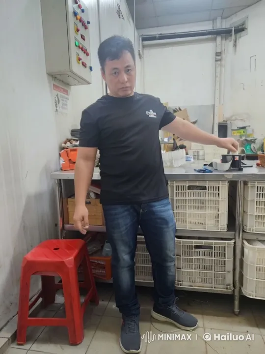 Wing Chun Training Demonstration in Workshop Setting – AI Generated Video | Hailuo AI