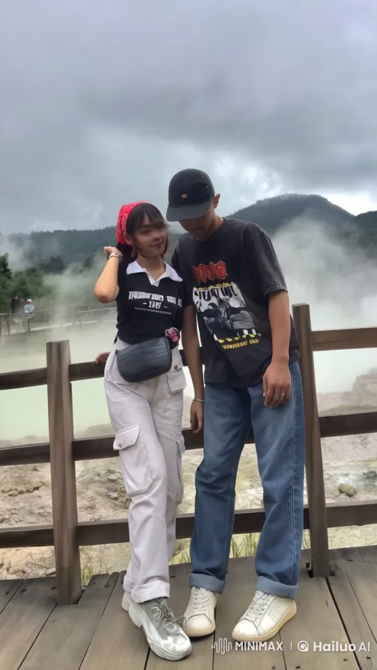 Kungfu Fight on Mountain Deck with Dramatic Steam – AI Generated Video | Hailuo AI