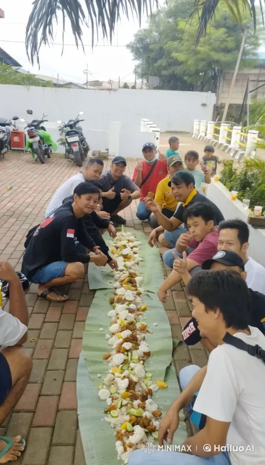 Outdoor Kungfu Fight Over Banana Leaves – AI Generated Video | Hailuo AI