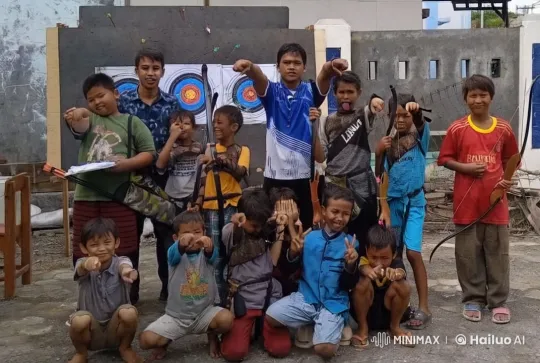Children Practicing Kungfu with Enthusiasm and Camaraderie – AI Generated Video | Hailuo AI