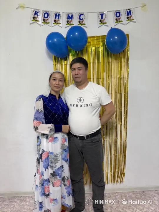 Couple's Festive Kungfu Performance – AI Generated Video | Hailuo AI