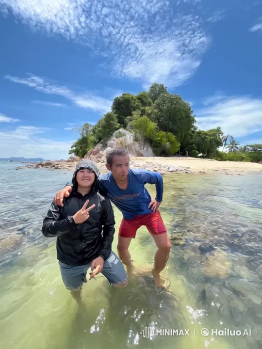Friends Practice Kung Fu in Tranquil Island Setting – AI Generated Video | Hailuo AI