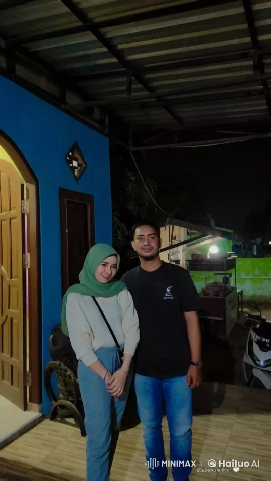 Nighttime Chat Between Two by a Blue House – AI Generated Video | Hailuo AI