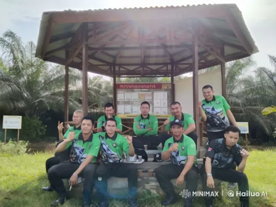Men in Uniforms Perform Wing Chun Kung Fu in Outdoor Setting – AI Generated Video | Hailuo AI