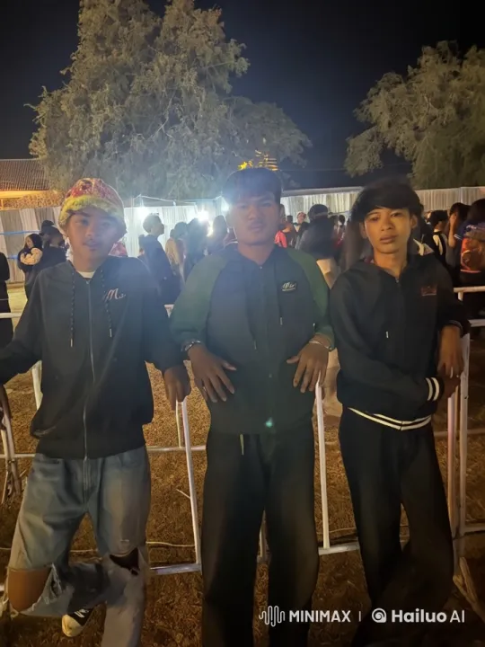 Intense Kung Fu Fight at Outdoor Night Event – AI Generated Video | Hailuo AI