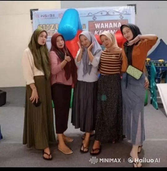 Five Women Pose and Playfully Mimic Kung Fu Moves – AI Generated Video | Hailuo AI
