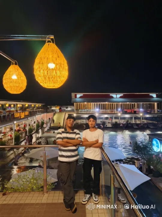 Nighttime Kungfu Showdown on Rooftop Restaurant – AI Generated Video | Hailuo AI