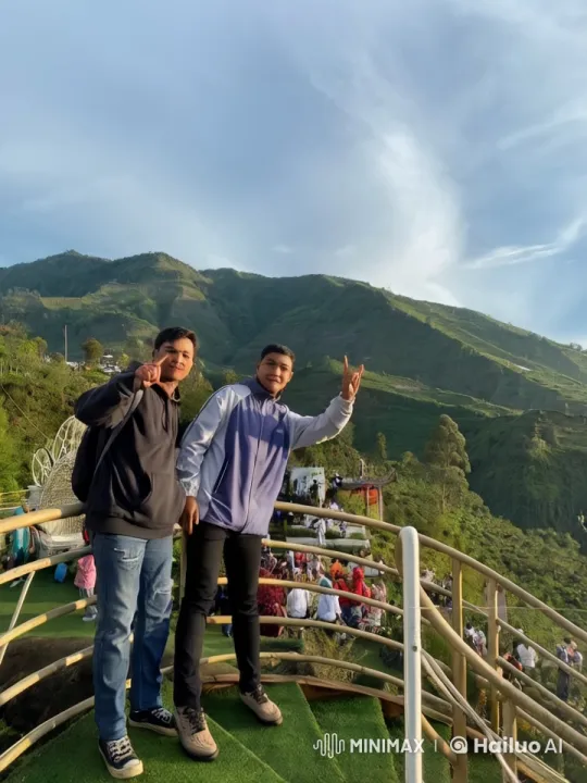 Kung Fu Masters Display Skills on Scenic Hillside – AI Generated Video | Hailuo AI