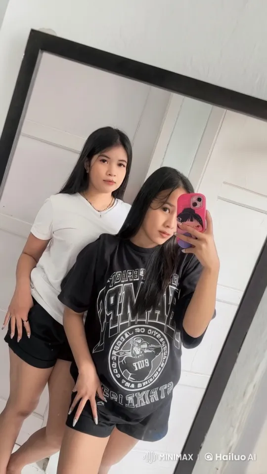 Girls Perform Energetic Kungfu Display in Mirror Scene – AI Generated Video | Hailuo AI