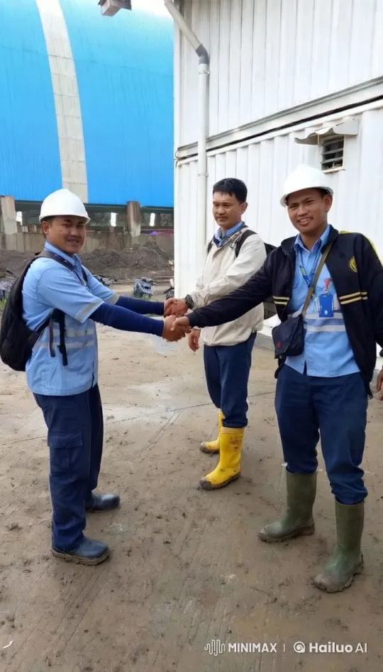 Construction Site Kungfu Battle Inspired by Wing Chun – AI Generated Video | Hailuo AI