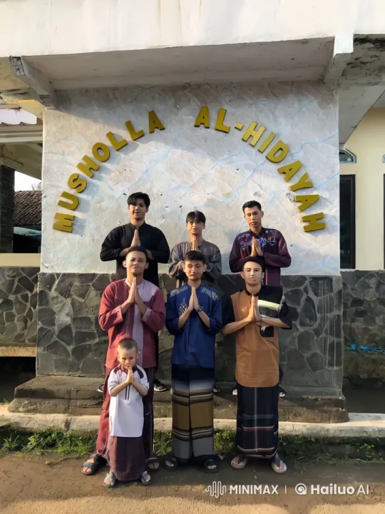 Traditional Attire Martial Artists Showcase Skills – AI Generated Video | Hailuo AI