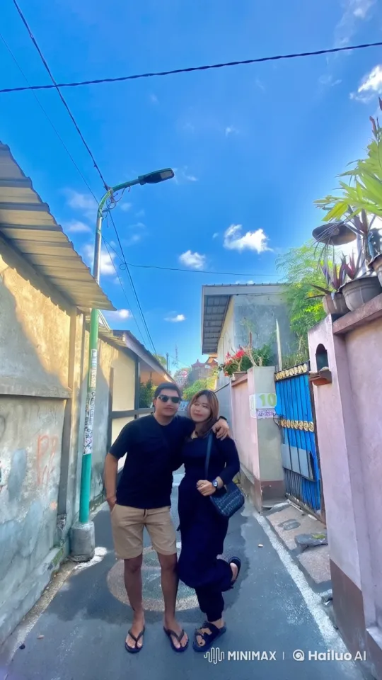 Dynamic Kung Fu Fight in Colorful Alleyway – AI Generated Video | Hailuo AI