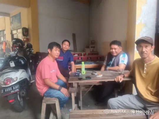 Four Men Enjoy Friendship and Kungfu in Animated Live2D Video – AI Generated Video | Hailuo AI
