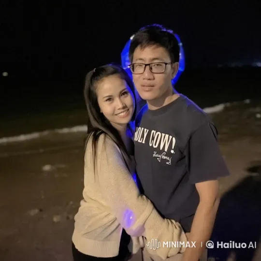 Couple's Intense Martial Arts Battle on the Beach – AI Generated Video | Hailuo AI