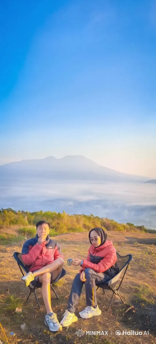 Kung Fu Fight on Misty Mountain Top – AI Generated Video | Hailuo AI