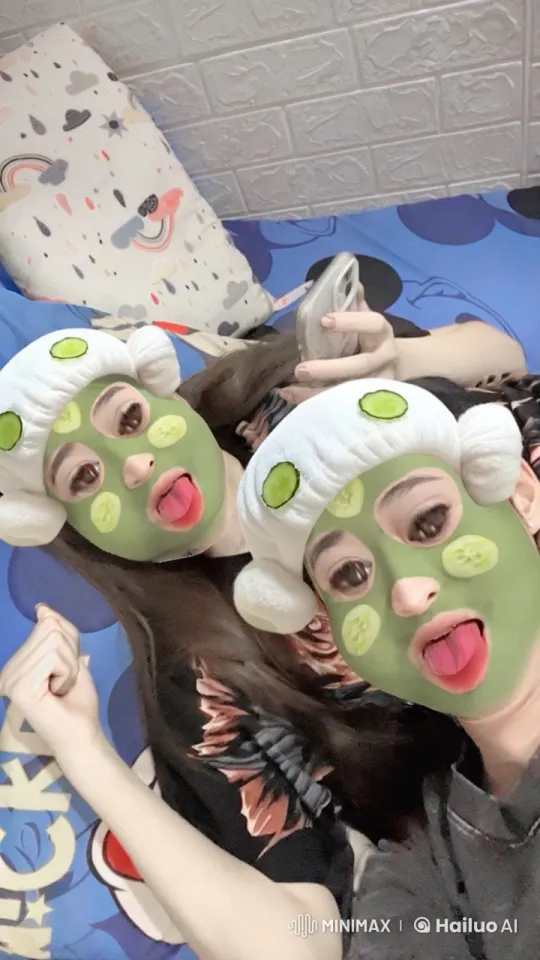 Girl with Green Mask Engages in Playful Kungfu Battle – AI Generated Video | Hailuo AI