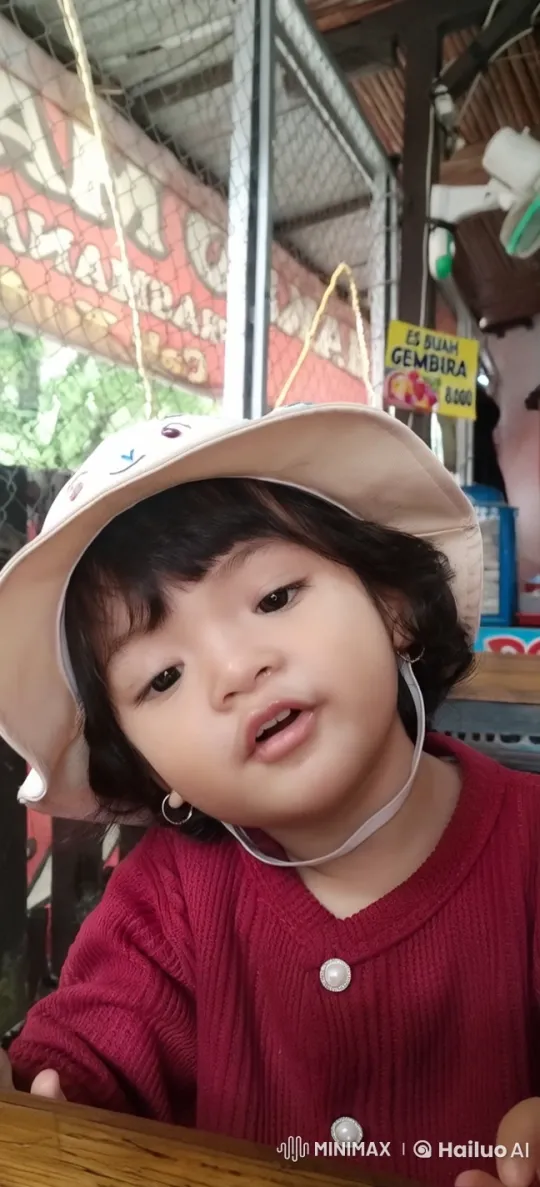 Child Joyfully Imitates 'Uptown Funk' at Es Buah Gembira – AI Generated Video | Hailuo AI