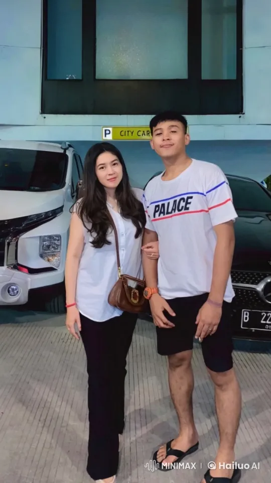 Dynamic Kungfu Fight in Parking Garage – AI Generated Video | Hailuo AI