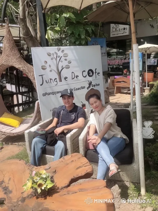 Martial Arts Display at Jungle De Cafe – AI Generated Video | Hailuo AI