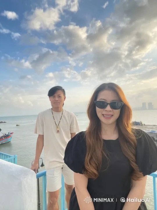 Martial Arts Duel on Oceanfront Platform – AI Generated Video | Hailuo AI