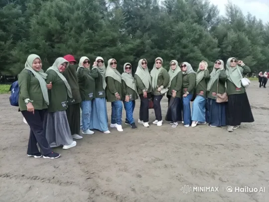 Green Jacketed Group Performs Kungfu in Forest – AI Generated Video | Hailuo AI