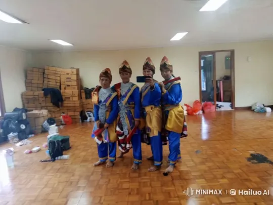 Traditional Performers Blend Acrobatics, Martial Arts, and Humor – AI Generated Video | Hailuo AI