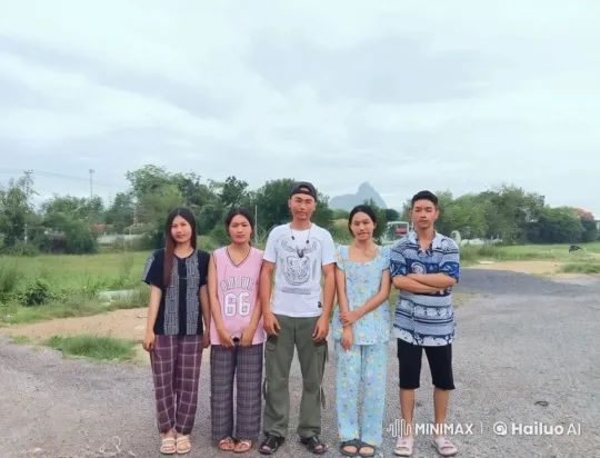 Five Individuals Perform a Choreographed Kung Fu Display – AI Generated Video | Hailuo AI