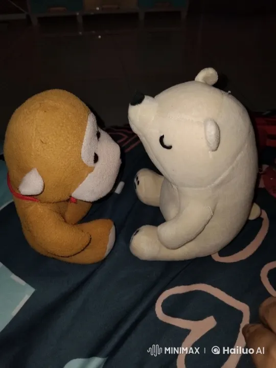 Stuffed Animals Mimic Playful Fight – AI Generated Video | Hailuo AI