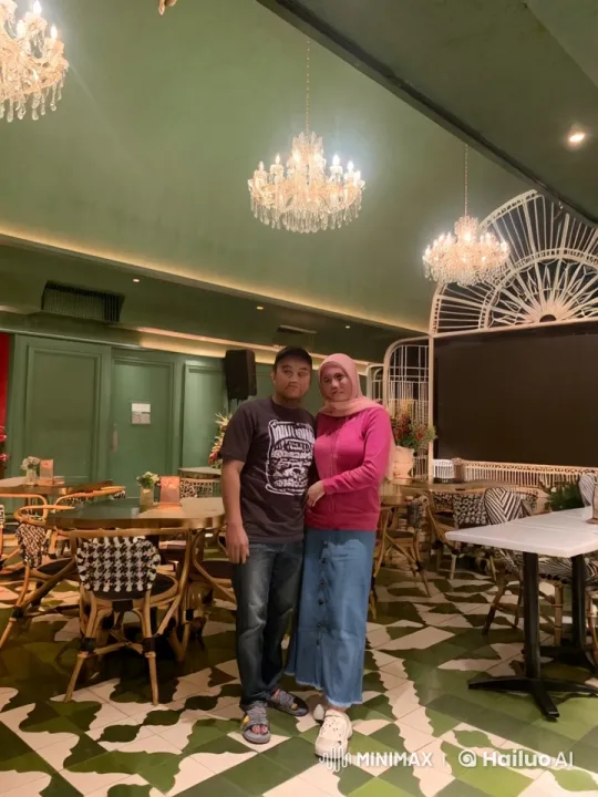 Vintage Restaurant Kungfu Performance – AI Generated Video | Hailuo AI