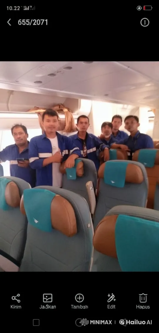 Airplane Kungfu: Uniformed Group's Martial Arts Display – AI Generated Video | Hailuo AI