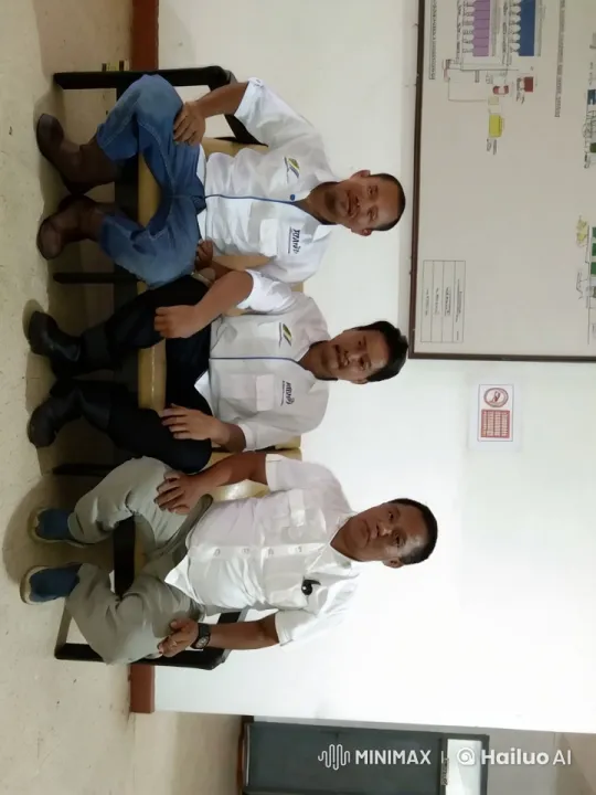 Intense Kung Fu Fight in Office Setting – AI Generated Video | Hailuo AI