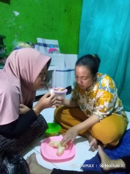 Women's Intense Kungfu Duel in Colorful Room – AI Generated Video | Hailuo AI