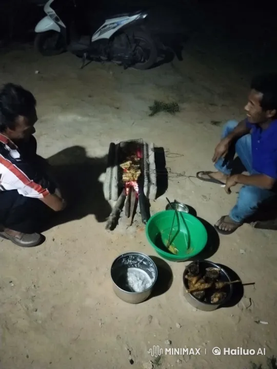 Martial Artists Display Kungfu Near Nighttime Barbecue – AI Generated Video | Hailuo AI