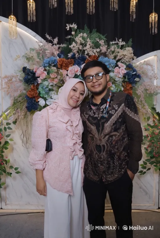 Couple Performs Kungfu in Elegant Floral Setting – AI Generated Video | Hailuo AI