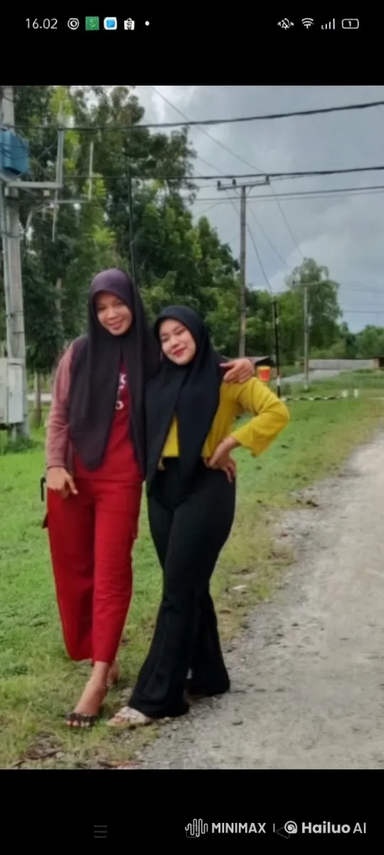 Women in Vibrant Outfits Demonstrate Kungfu in Serene Outdoor Setting – AI Generated Video | Hailuo AI