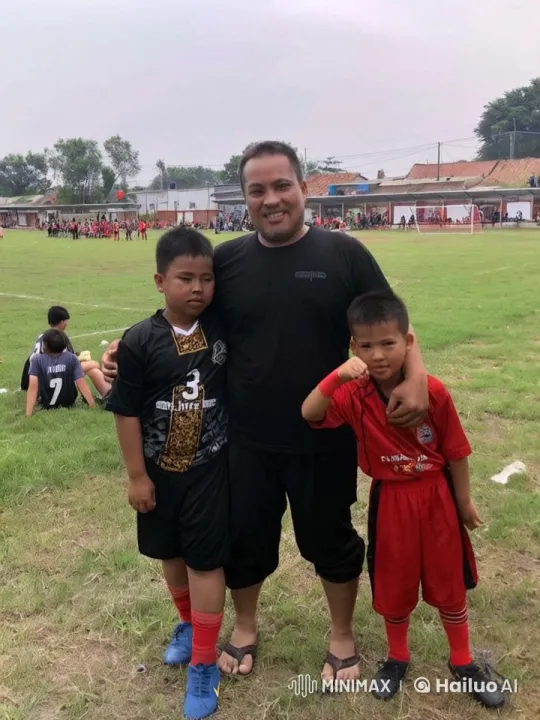 Young Boy Practices Kung Fu on Soccer Field – AI Generated Video | Hailuo AI
