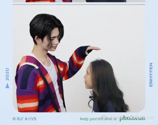 Young Couple Embraces in Heartfelt Hug – AI Generated Video | Hailuo AI