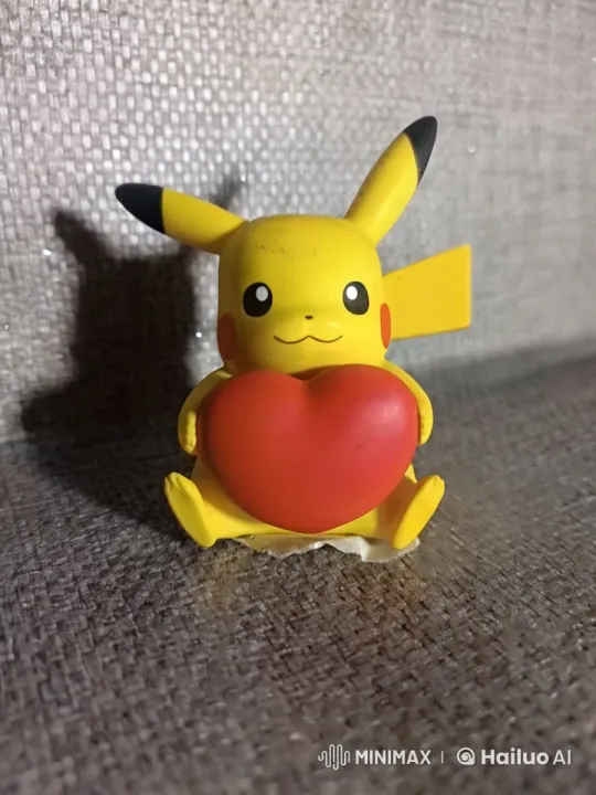 Pikachu Holds Heart with Animated Energy and Tail Swings – AI Generated Video | Hailuo AI