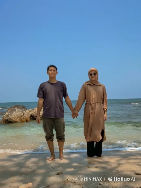 Couple Performs Kung Fu on Serene Beach – AI Generated Video | Hailuo AI