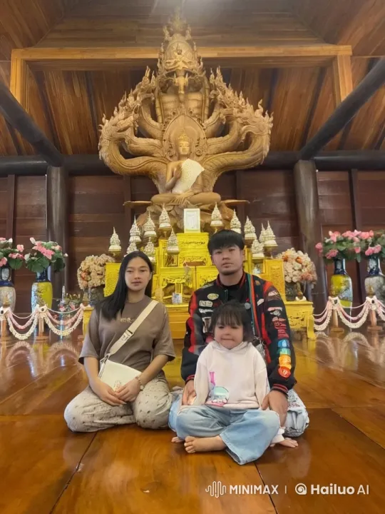Family Demonstrates Kungfu in Serene Temple Setting – AI Generated Video | Hailuo AI