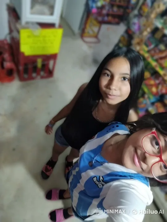 Affectionate Moment in a Colorful Convenience Store – AI Generated Video | Hailuo AI