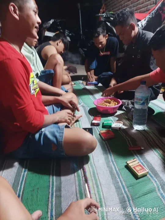 Young Men Practicing Wing Chun in Garage – AI Generated Video | Hailuo AI