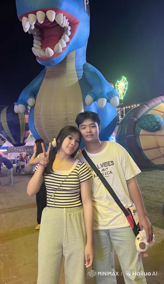 Nighttime Kung Fu Performance at Inflatable-Filled Event – AI Generated Video | Hailuo AI