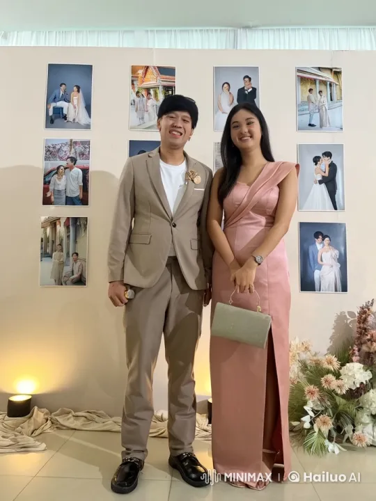 Couple's Acrobatic Kungfu Performance in Elegant Setting – AI Generated Video | Hailuo AI