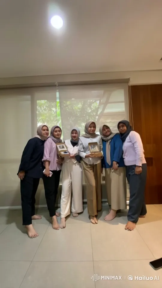 Women Display Kung Fu Skills in Living Room – AI Generated Video | Hailuo AI