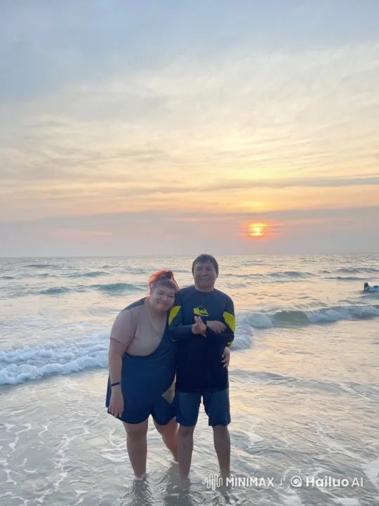 Couple Enjoying Playful Kung Fu at Sunset Beach – AI Generated Video | Hailuo AI